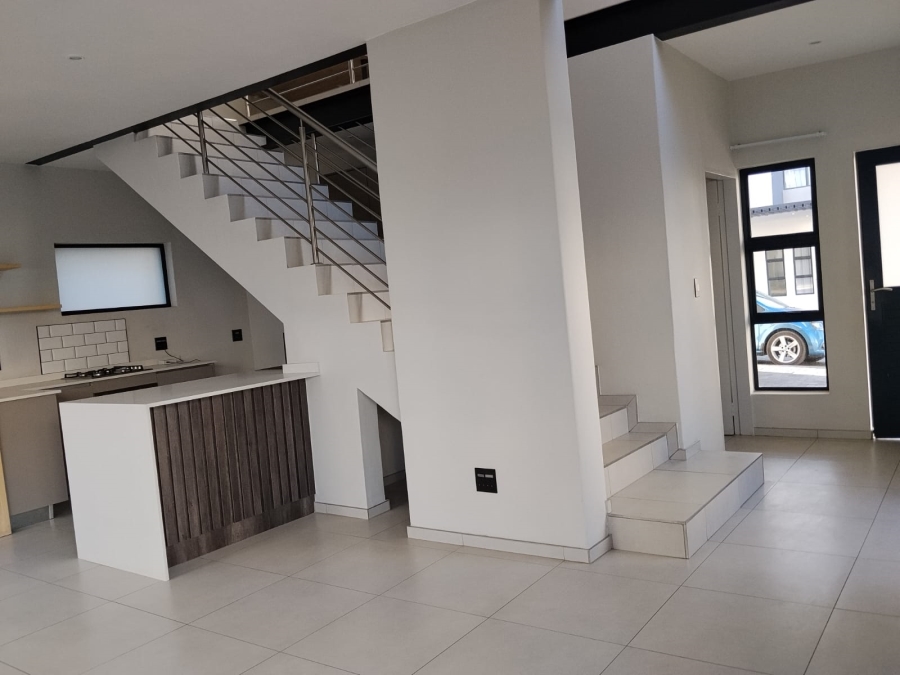 To Let 3 Bedroom Property for Rent in Cashan North West